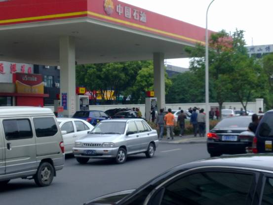 太倉柳園路加油站