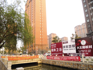 太倉(cāng)商業(yè)廣告進(jìn)小區(qū) 該由誰(shuí)把關(guān)？