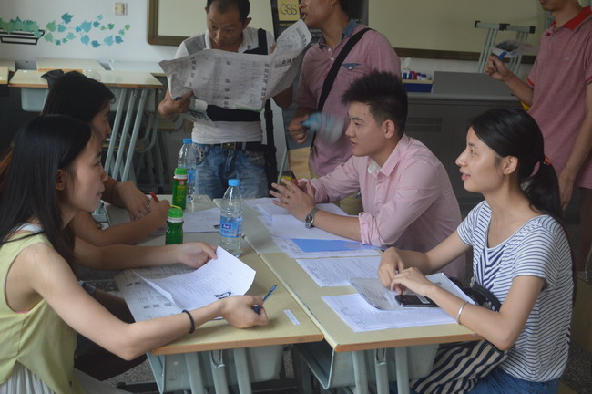 2014夏季大型招聘會勝利閉幕，網絡專場繼續(xù)