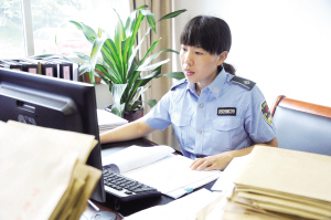 她用耐心細心換來理解