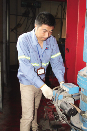 李懷金:甘當(dāng)先鋒 筑造大港