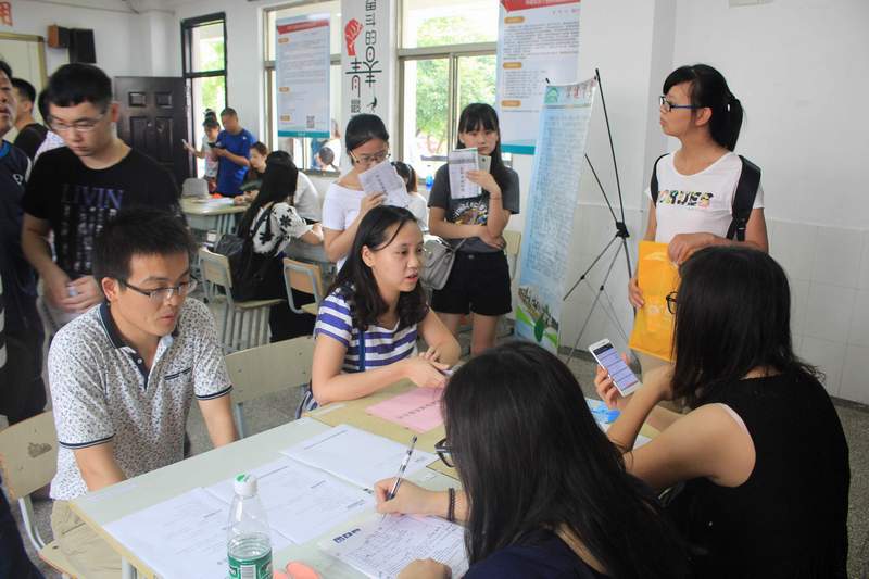 尼伯特不敵陽光，2016年太倉夏季招聘會圓滿落幕！