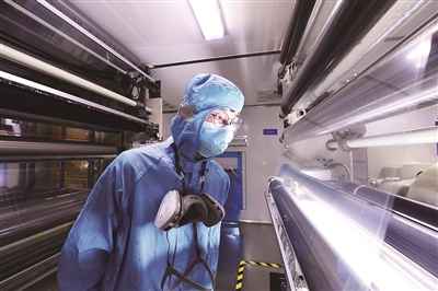 皇冠新材技改提產(chǎn)能